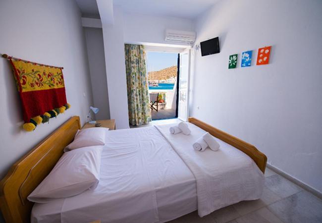 Katapola Vekris apartments Bagian luar foto